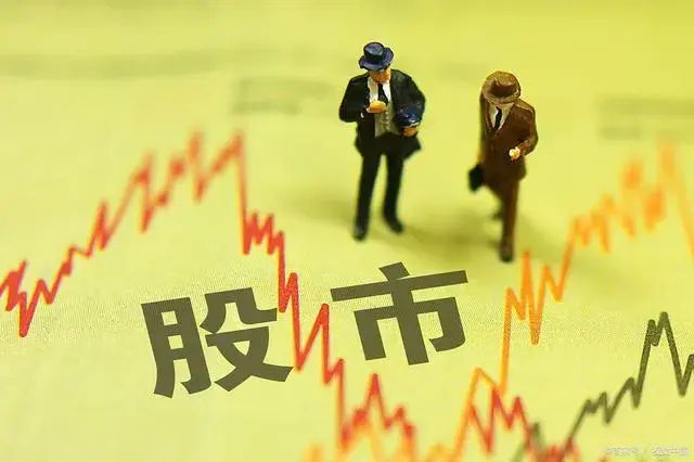 现在做什么比较赚钱（谁在闷声发大财！GDP超61万亿元增速5%，赚钱效应最热的三大行业）(图12)