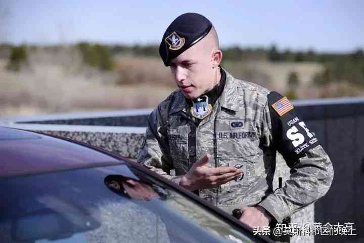 mp什么意思（一些美军士兵制服上写的MP是什么意思？）(图7)