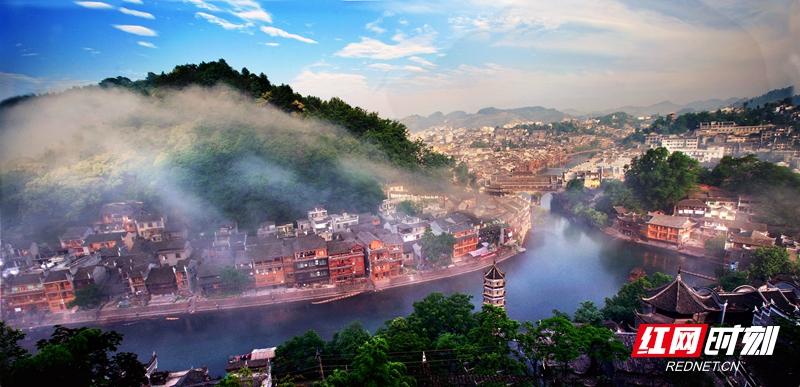 凤凰古城在哪里（锦绣潇湘·十大文旅地标丨湘西凤凰古城）(图5)