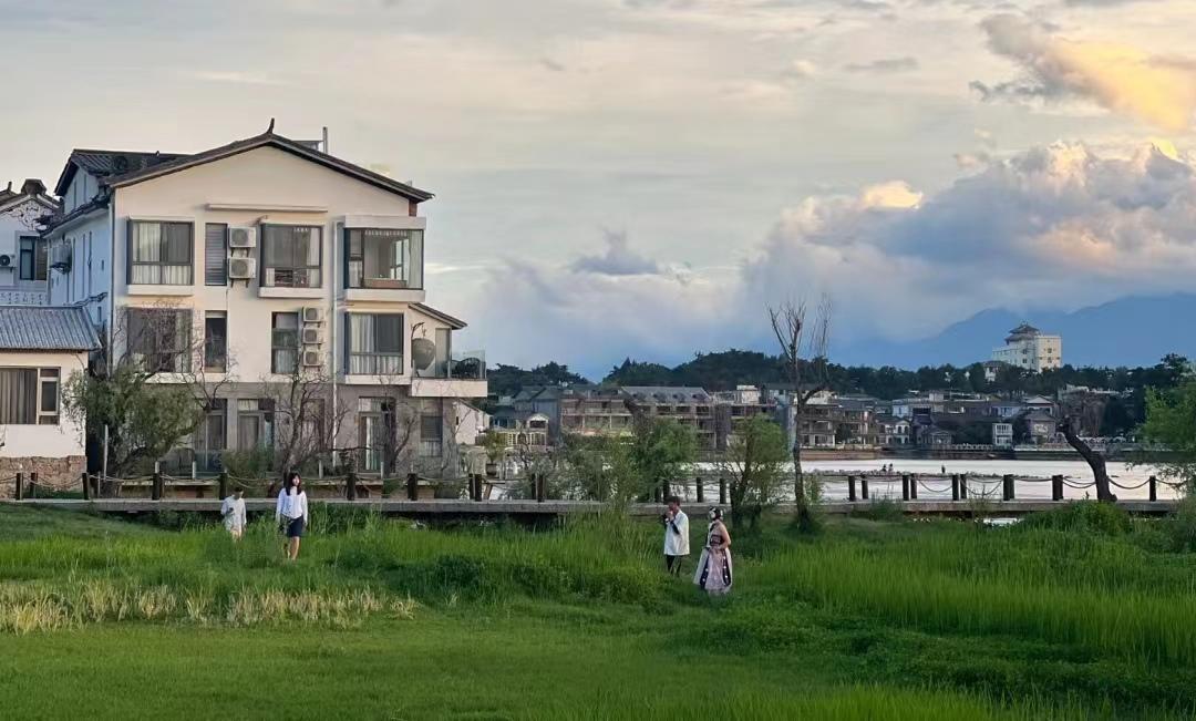 大理古城游玩攻略必去（去大理旅游怎么玩，交通住宿景点全包含，看这篇攻略就够了）(图5)