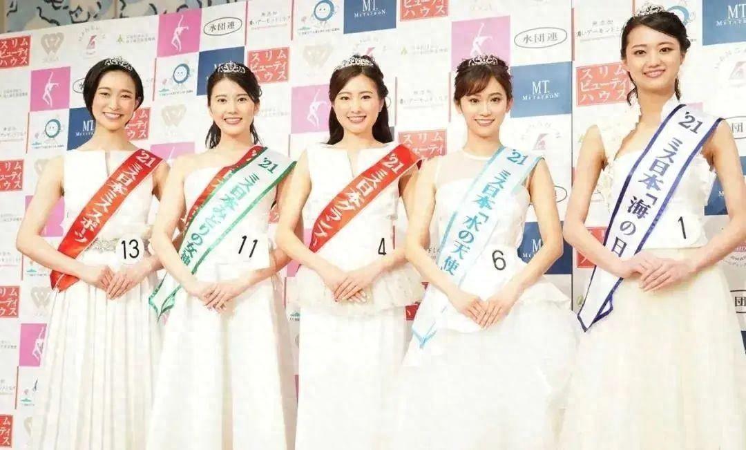 日本最美女星颜值排行（2023年日本10大最美女星出炉:石原里美仅第7，新垣结衣掉到第2名）(图1)