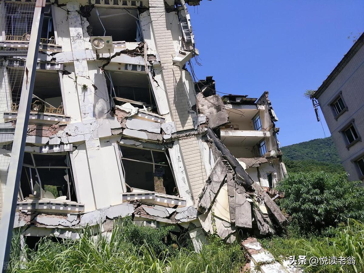 汶川地震死亡人数（史上十大恐怖的地震，死亡总计超 170 万，余震1000多次，高达 8.5级）(图7)